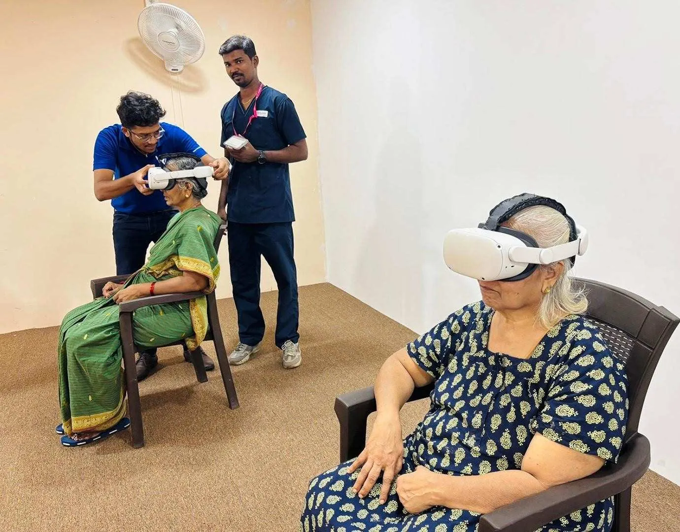 Patients trying Rewin VR therapy with the Rewin team